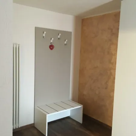 La Maison De Pagan Ad Uso Turistico Vda Charvensod N 0021 Aosta